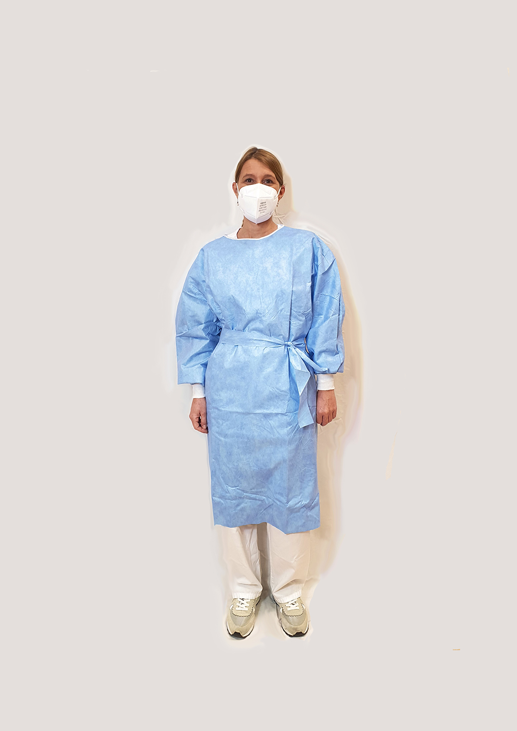 Bata de protección quirúrgica laminada impermeable AMET 55gr caja de 80 unidades - Imagen 2